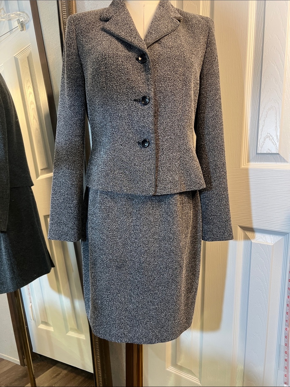 Petite Sophisticate Gray Tweed Skirt Suit Jacket Set